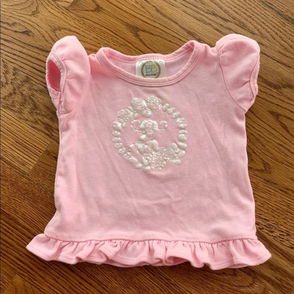 Girls pink E monogrammed shirt